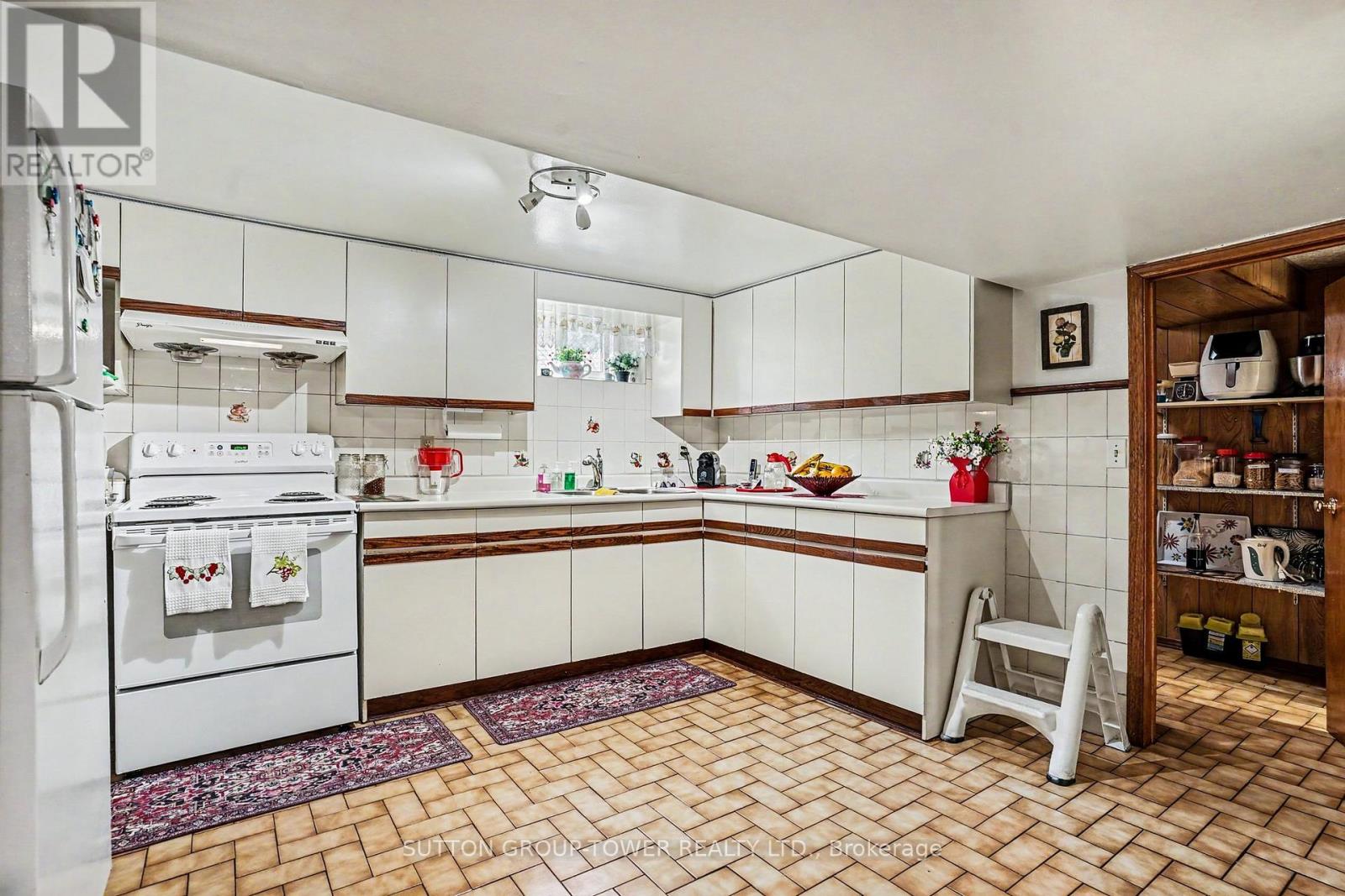 11 KINNIE COURT - 22