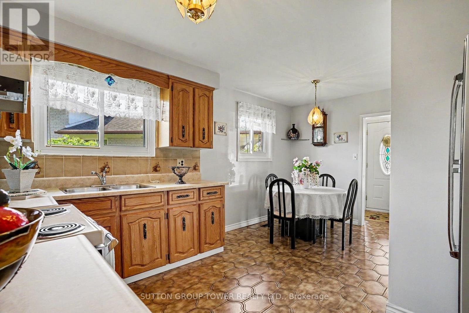 11 KINNIE COURT - 6