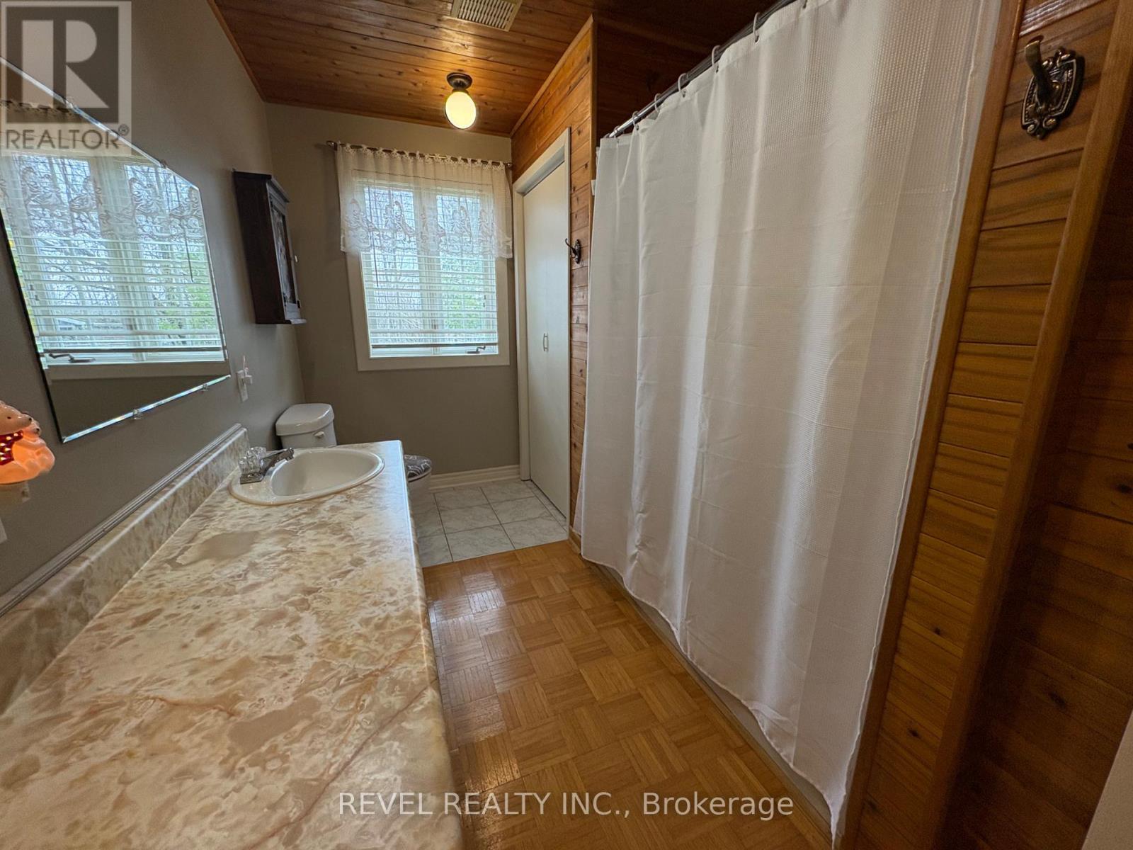 452 ELEVENTH AVENUE - 24
