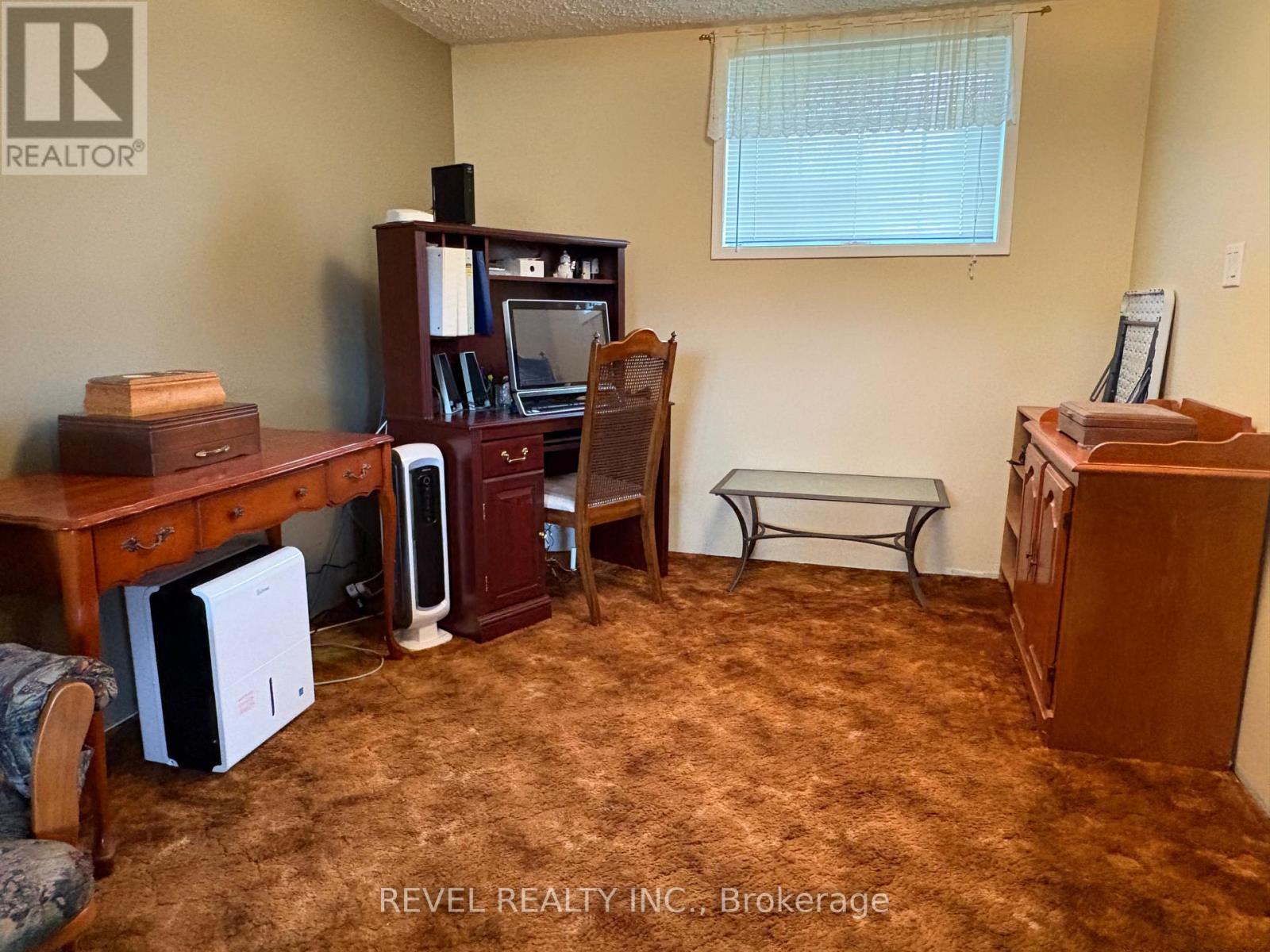 452 ELEVENTH AVENUE - 27