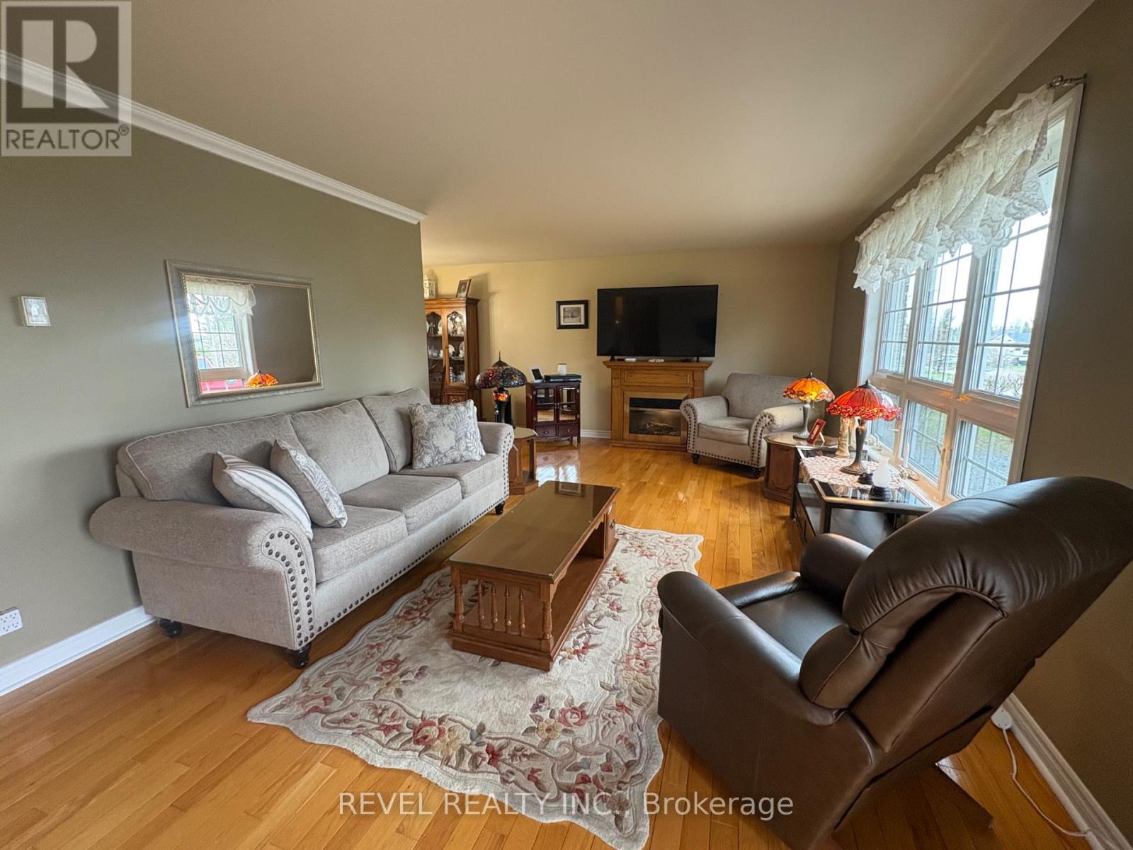 452 ELEVENTH AVENUE - 9