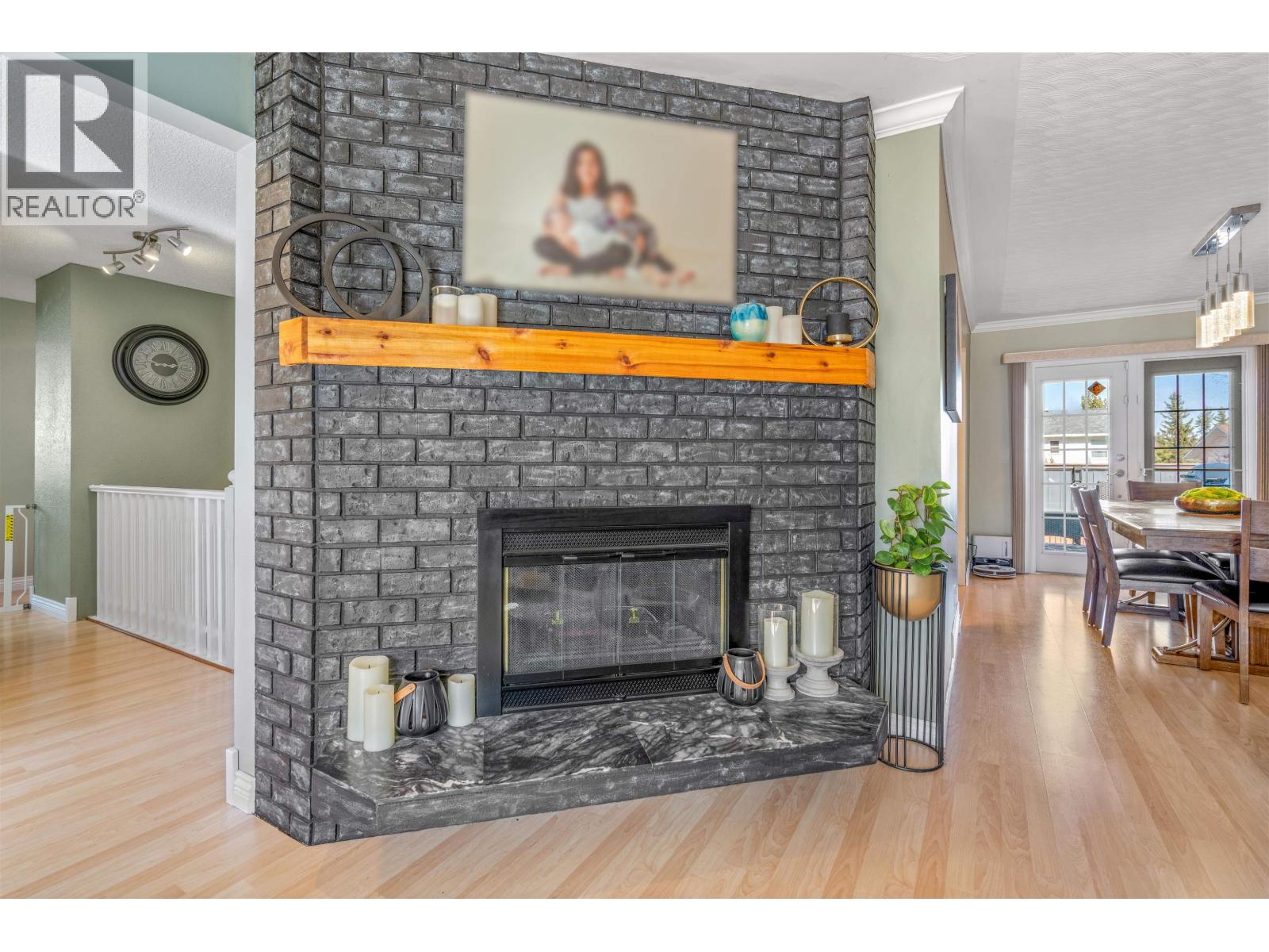 Photo 10 of 31 — 2882 CALHOUN CRESCENT · Prince George, BC