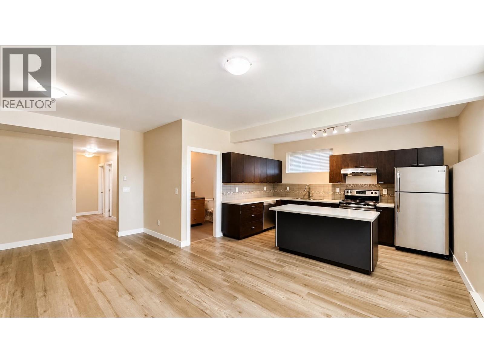 300 LAURIER AVENUE, Port Coquitlam