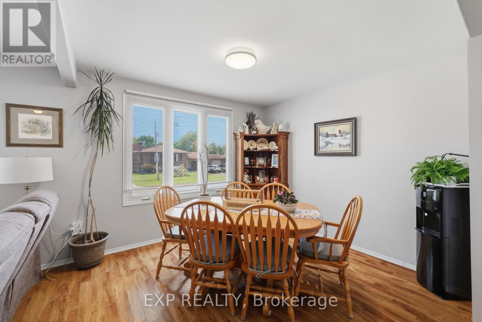 271 ANNE STREET - 20