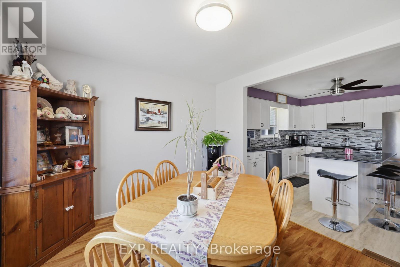 271 ANNE STREET - 21