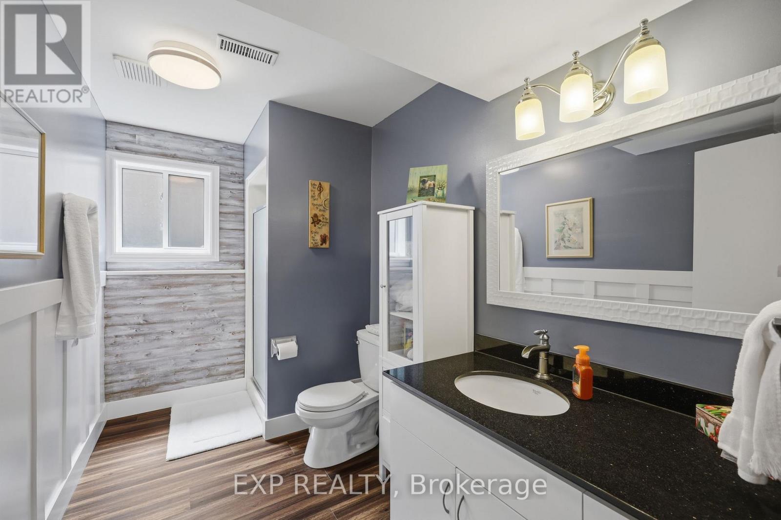 271 ANNE STREET - 30