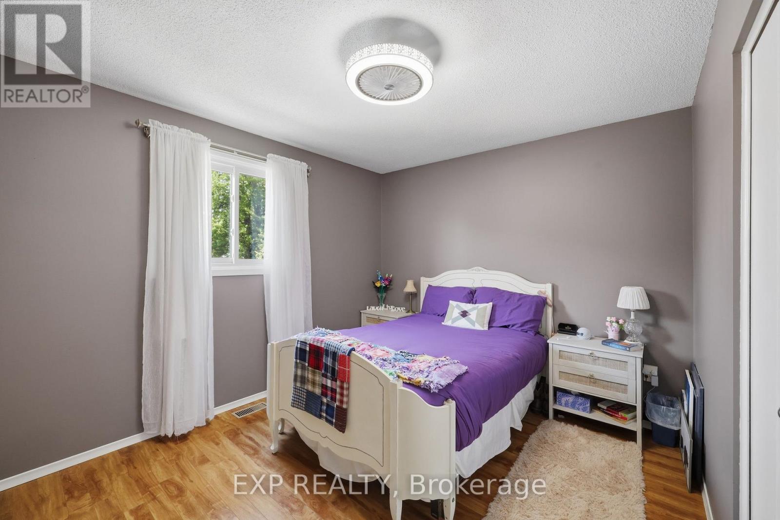 271 ANNE STREET - 31