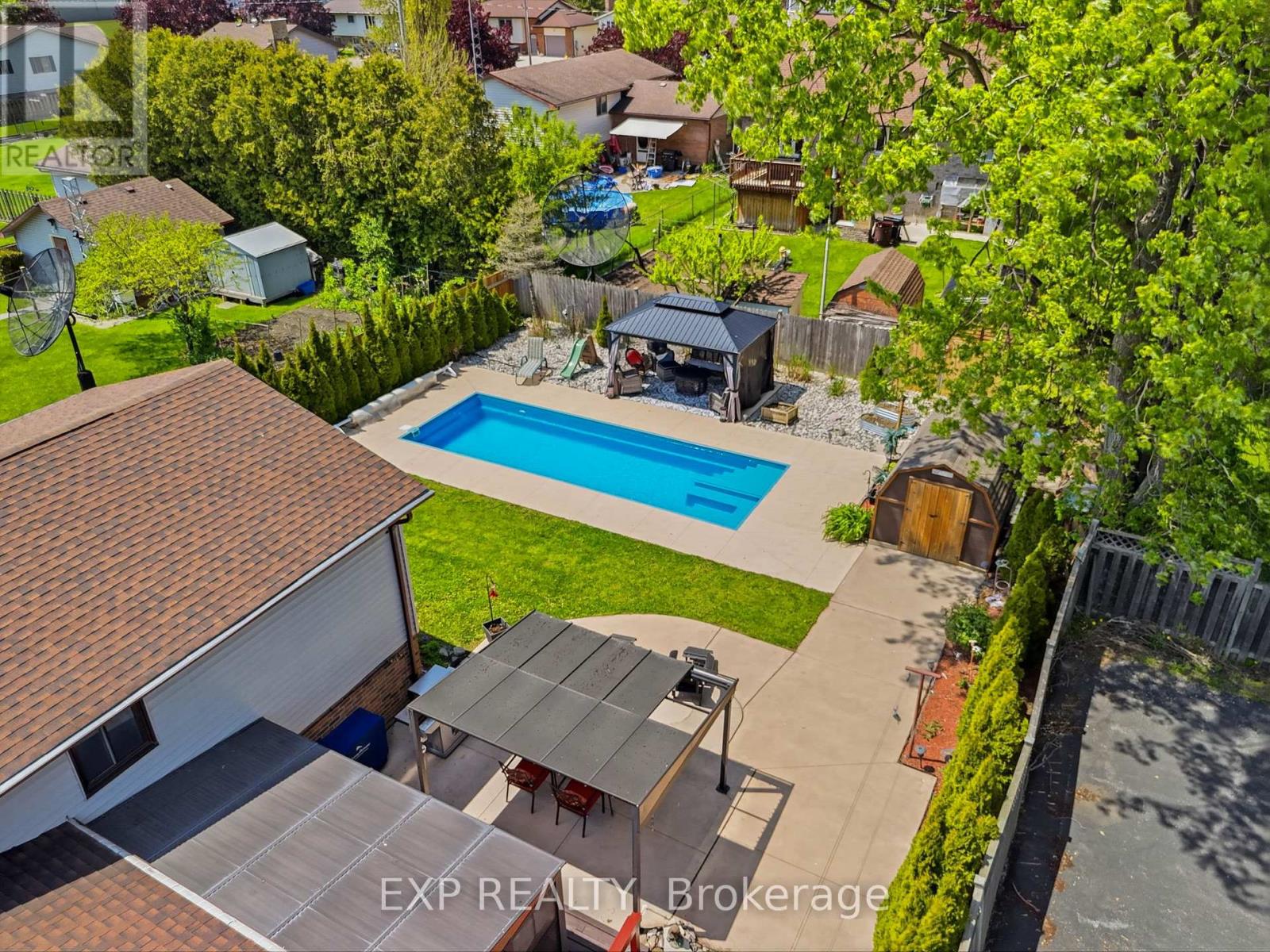 271 ANNE STREET - 7