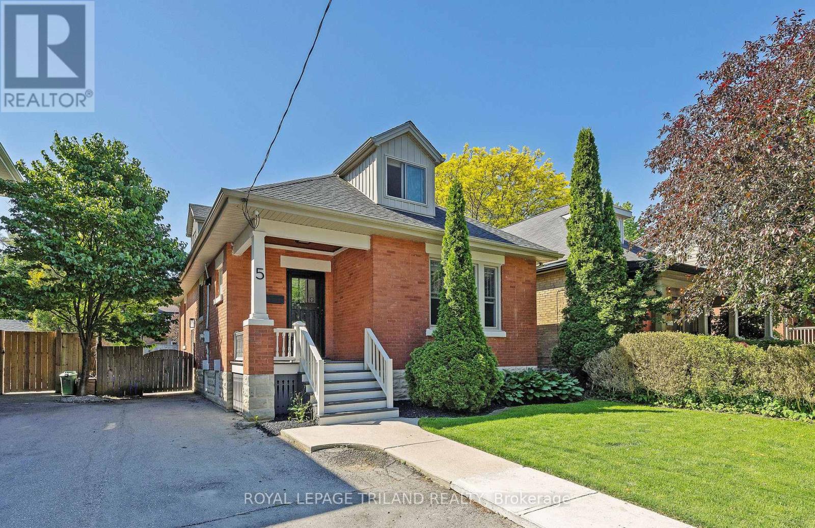 5 MCKENZIE AVENUE - 1