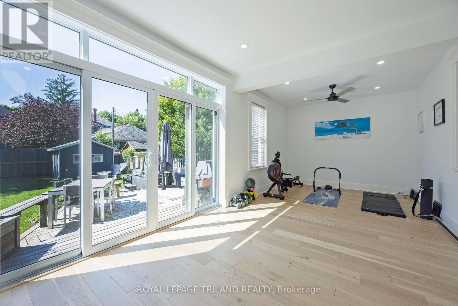 5 MCKENZIE AVENUE - 21