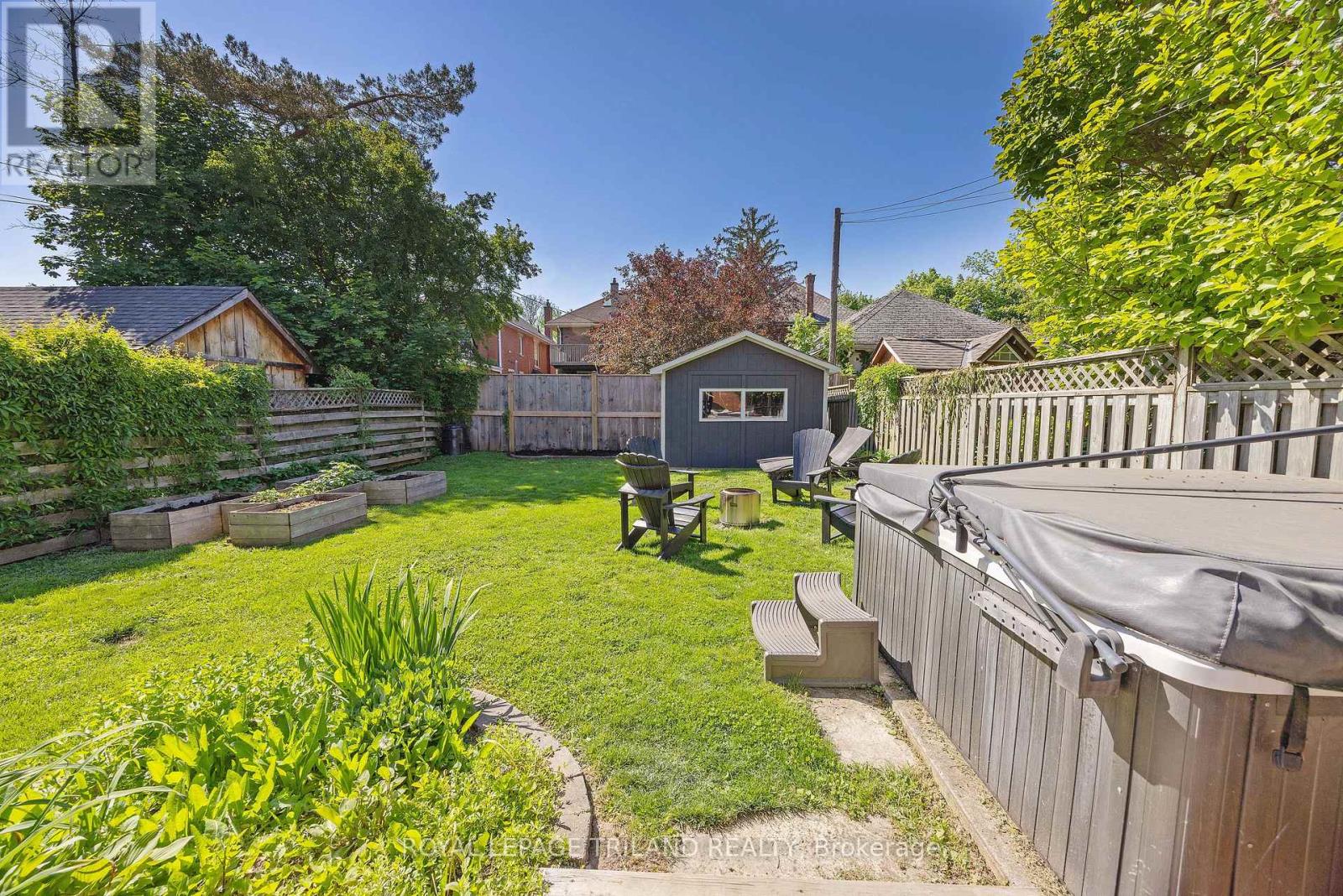5 MCKENZIE AVENUE - 33