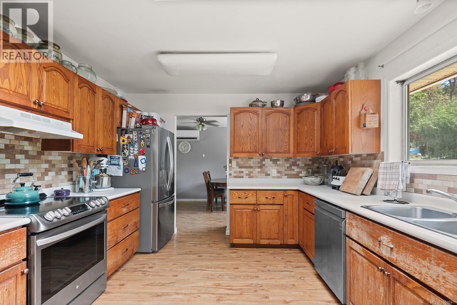 1300 Margaret Pl - 8