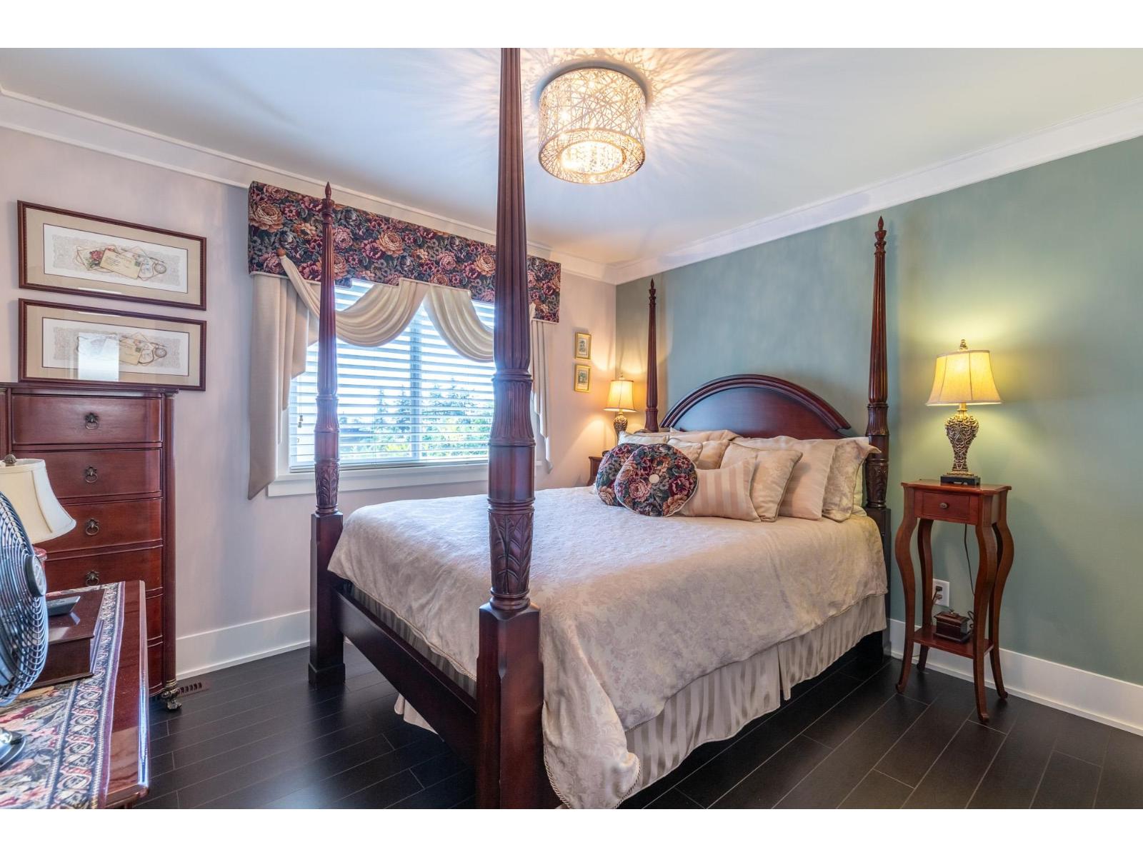 912 KEIL STREET, White Rock