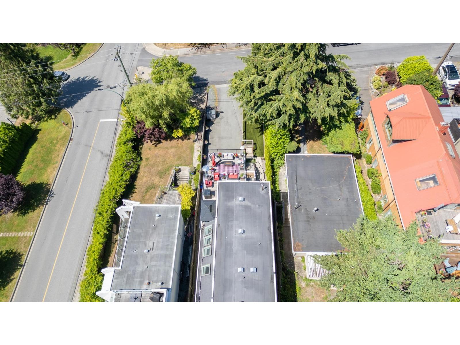 912 KEIL STREET, White Rock