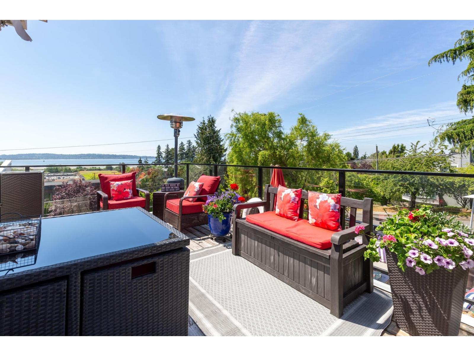 912 KEIL STREET, White Rock