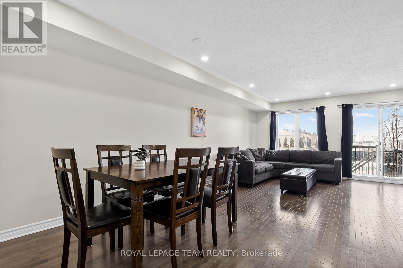 2 Bed, 3 Bath House for Sale in Ottawa – 627B CHAPMAN MILLS DRIVE, Ottawa – MLS# X13235154 - Image 9