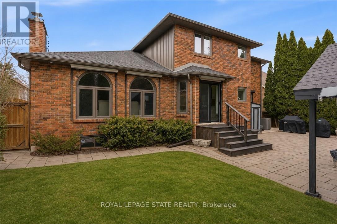 28 DEERVIEW AVENUE - 41
