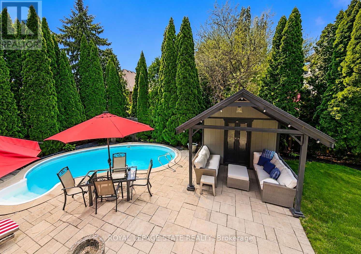 28 DEERVIEW AVENUE - 43