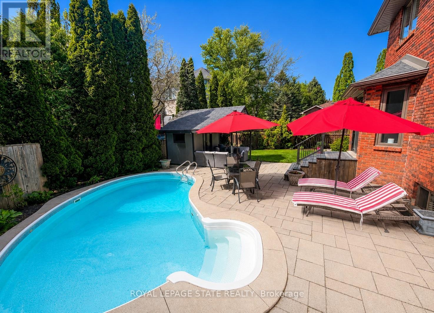 28 DEERVIEW AVENUE - 44
