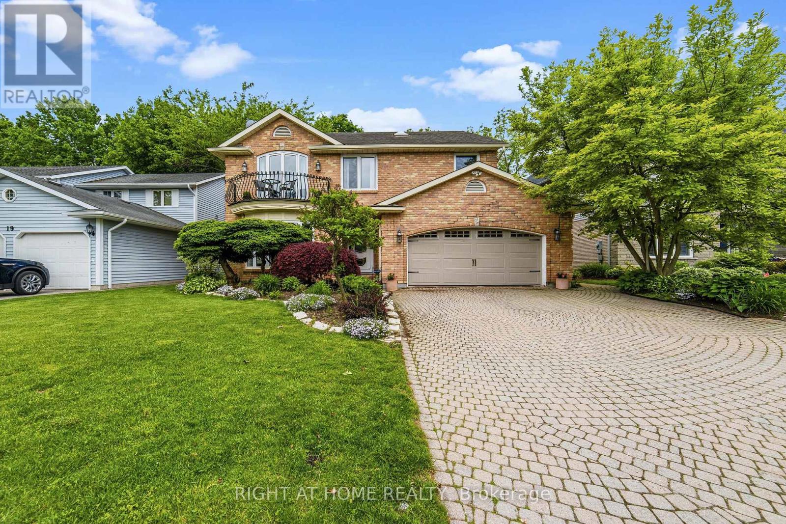 21 FRANCIS CREEK BOULEVARD - 1