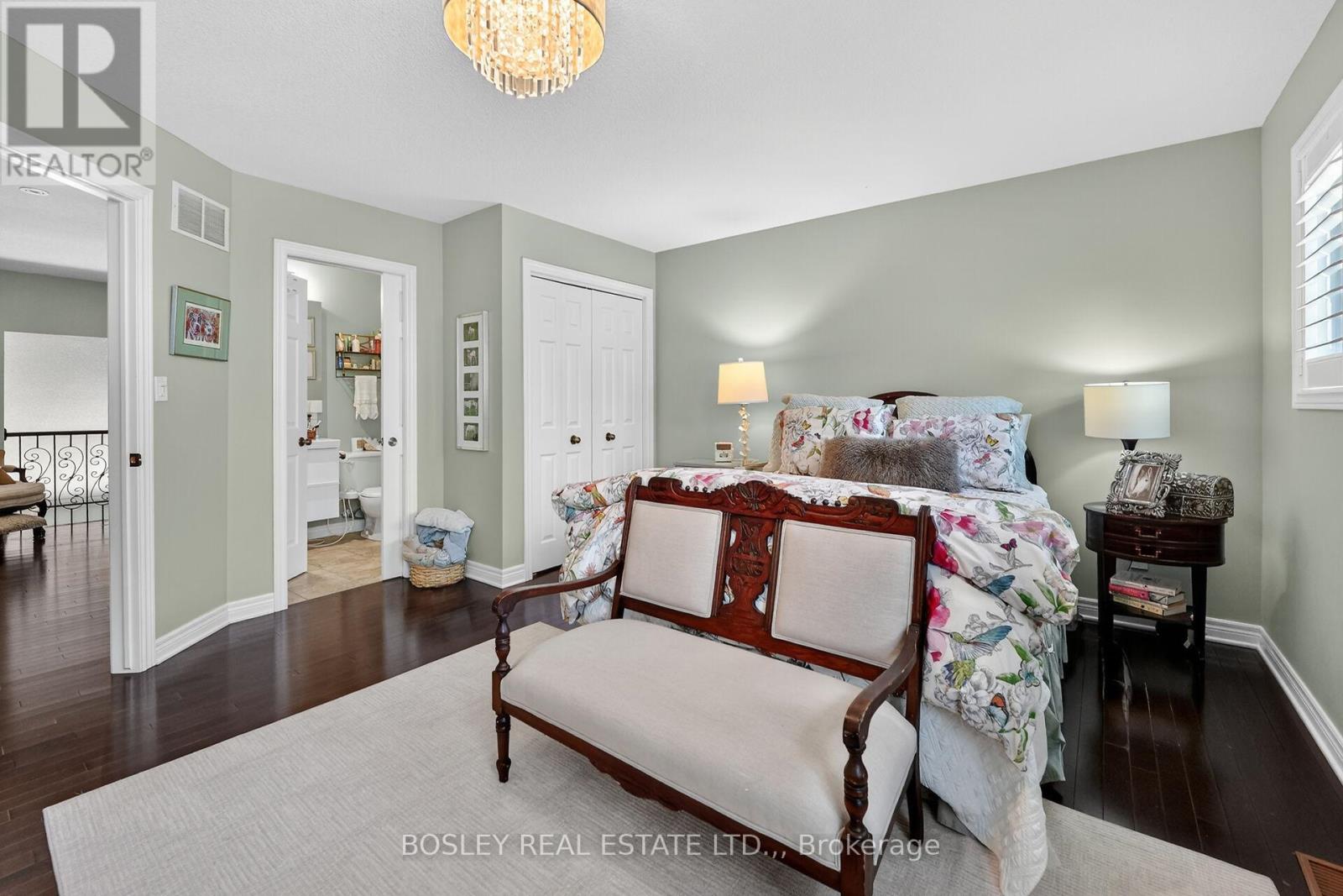 #UNIT 12 7 GIBSON PLACE - 11
