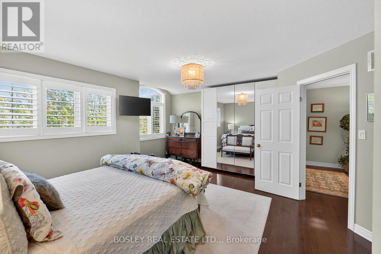#UNIT 12 7 GIBSON PLACE - 12