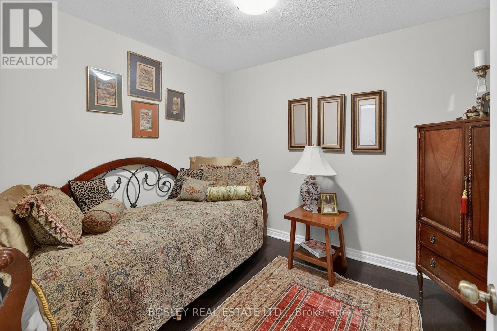 #UNIT 12 7 GIBSON PLACE - 14