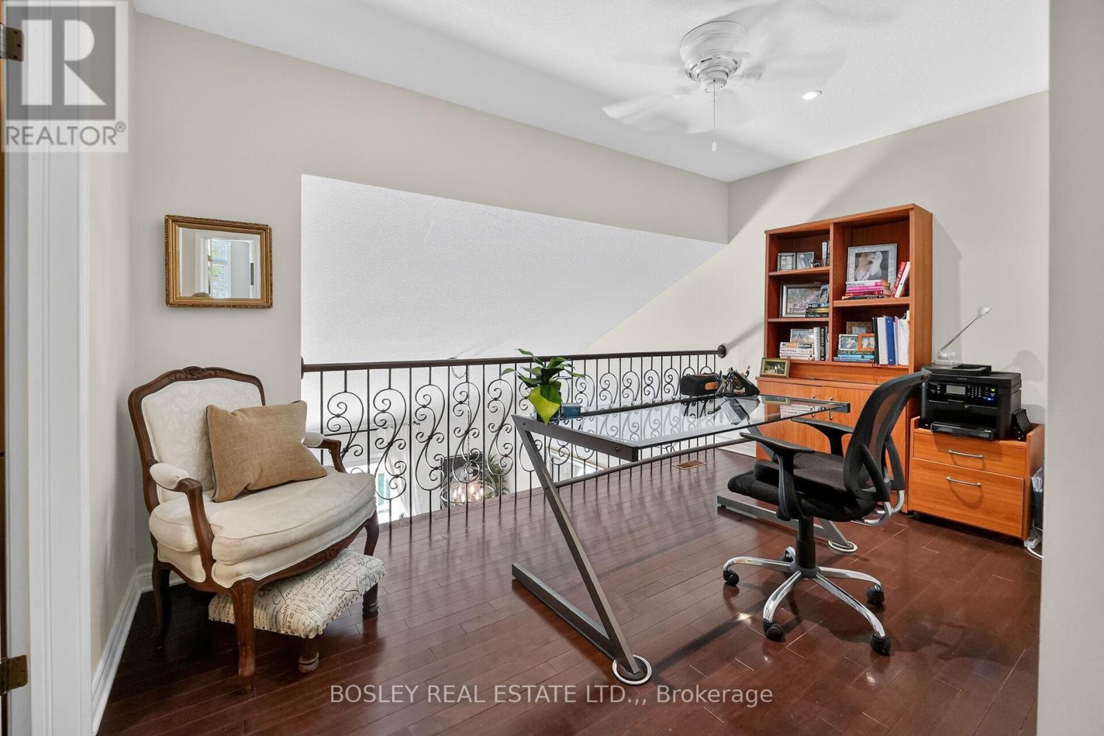 #UNIT 12 7 GIBSON PLACE - 15