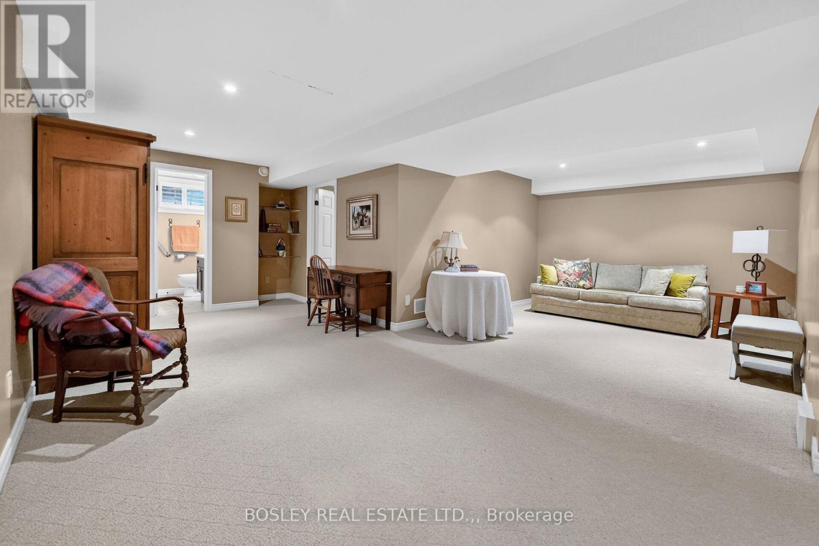 #UNIT 12 7 GIBSON PLACE - 17