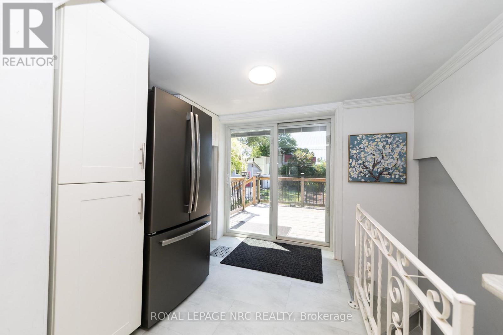 17 HURON STREET - 14