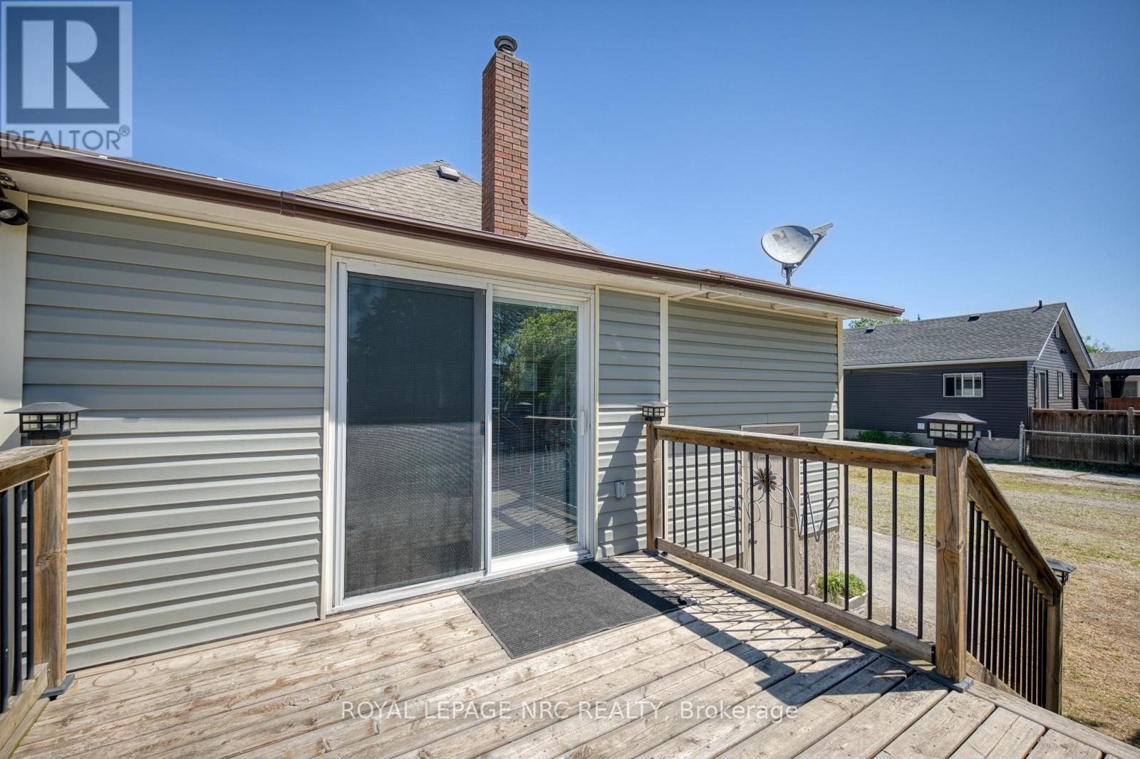 17 HURON STREET - 24