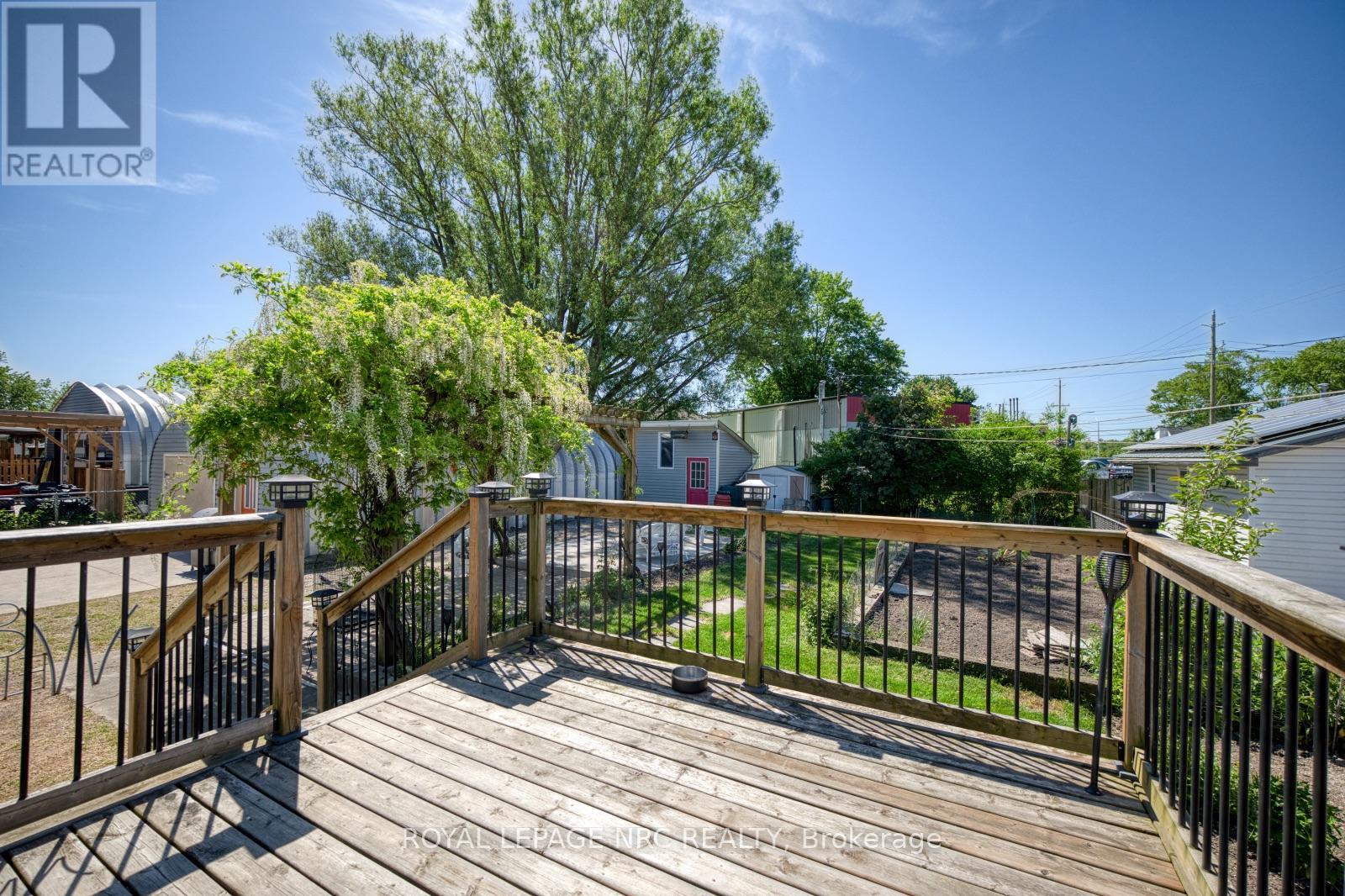 17 HURON STREET - 25