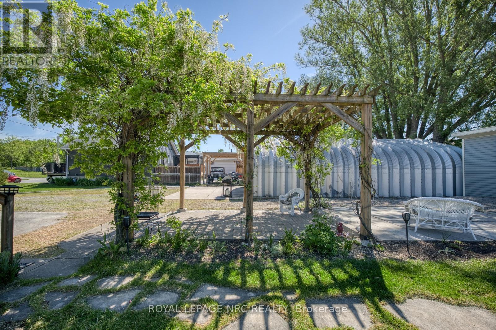 17 HURON STREET - 29