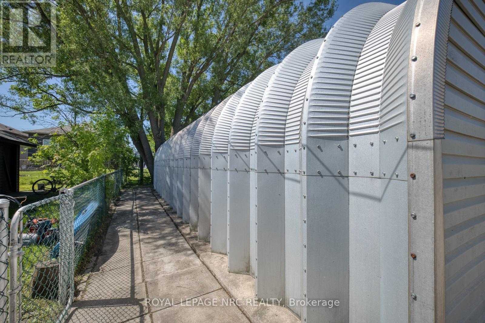 17 HURON STREET - 31