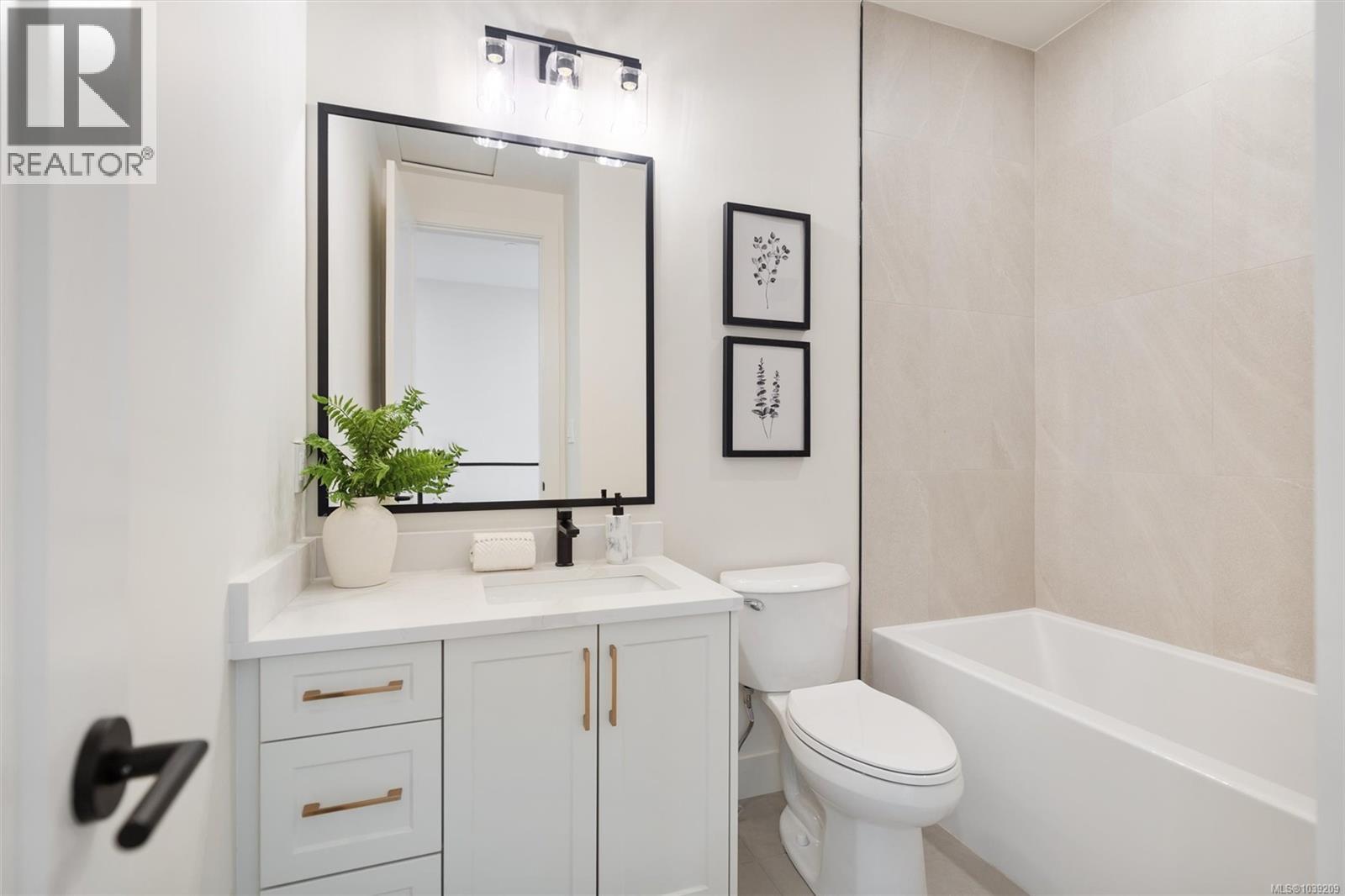 2098 Kingbird Dr - 28