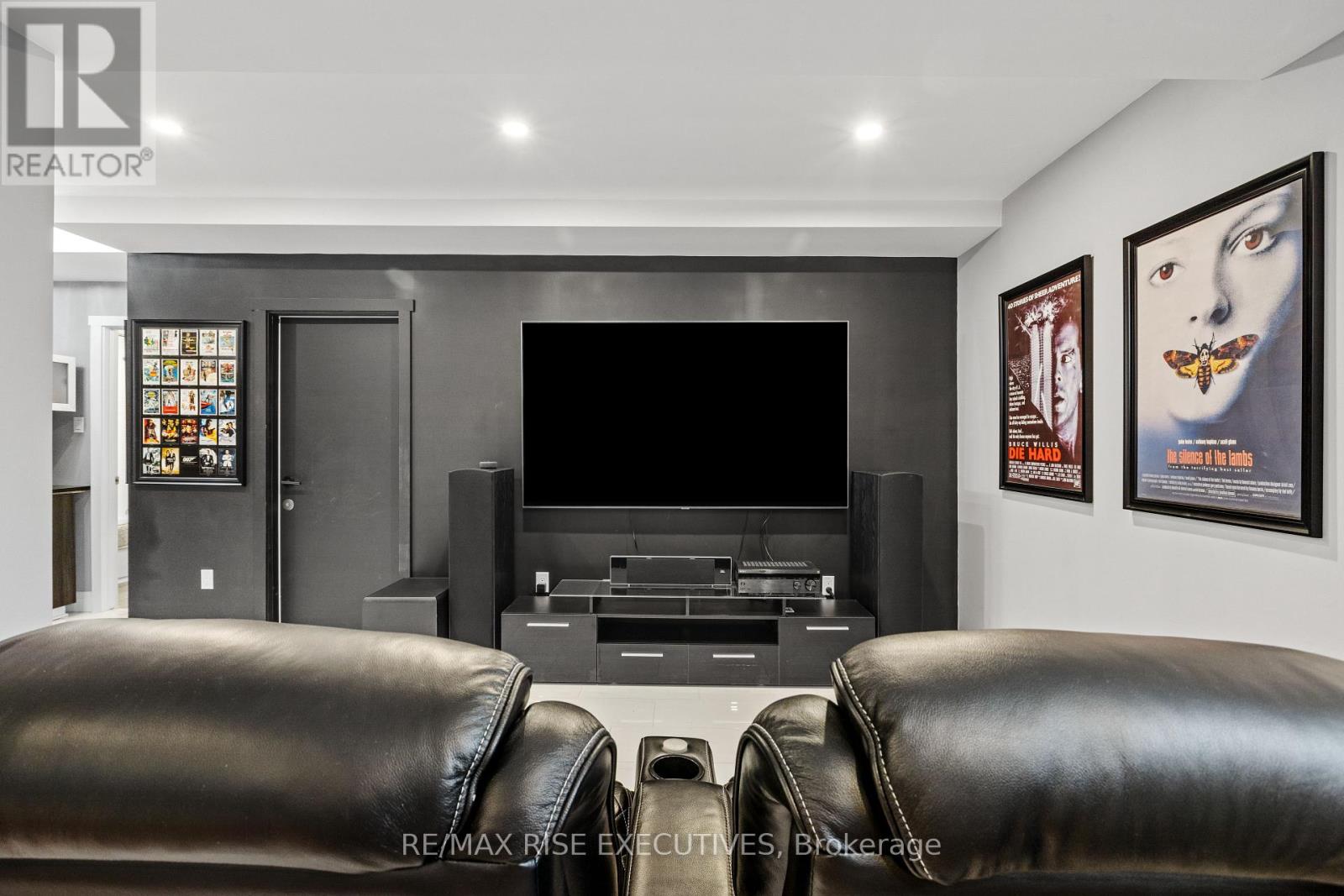 165 FINSBURY AVENUE - 10