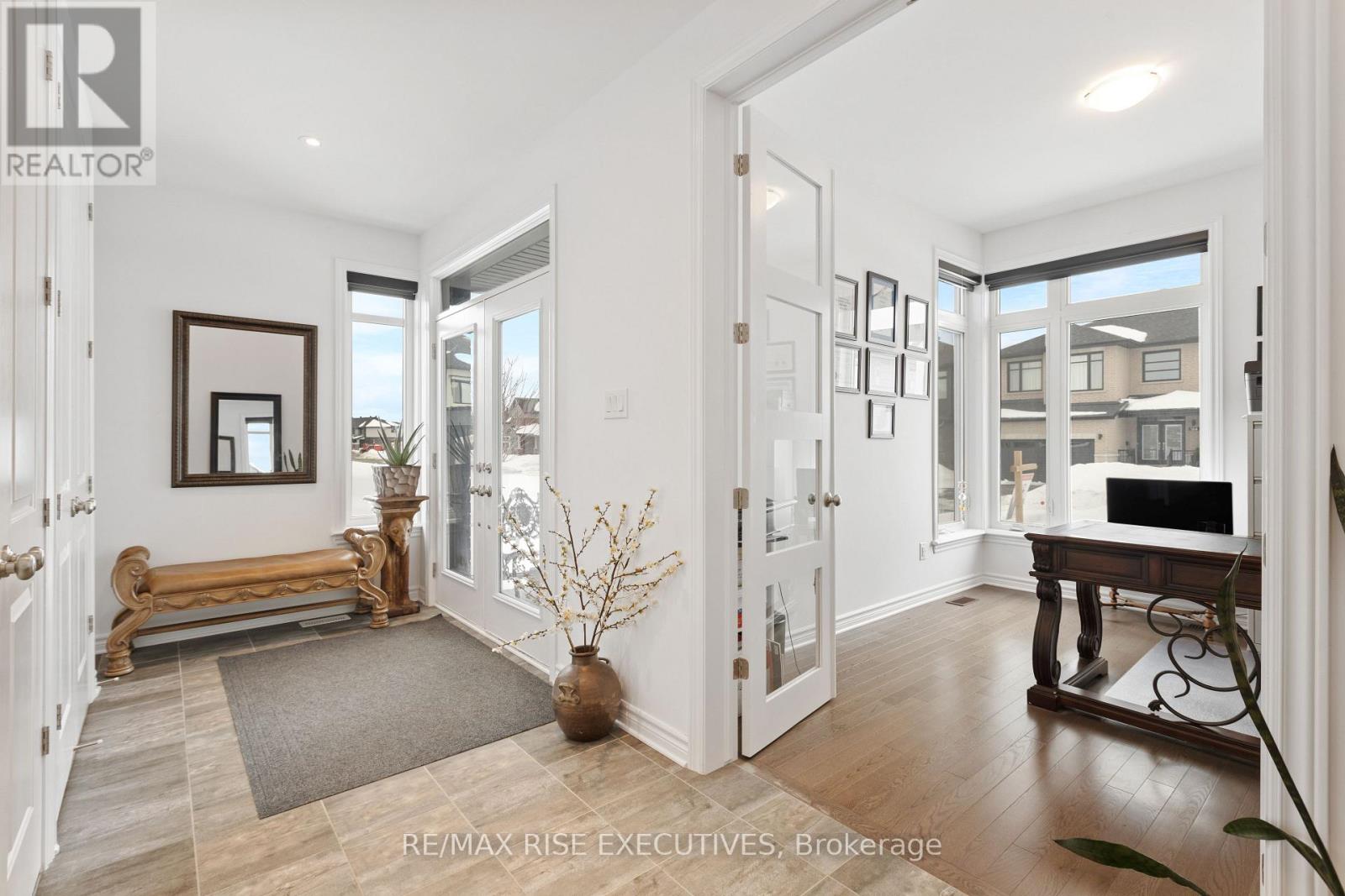 165 FINSBURY AVENUE - 3