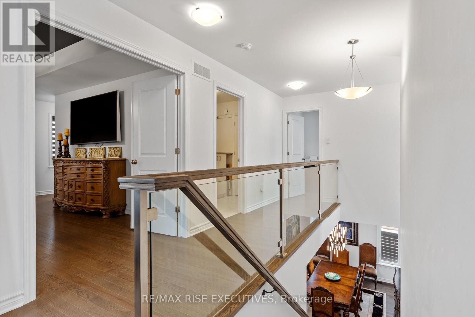 165 FINSBURY AVENUE - 35