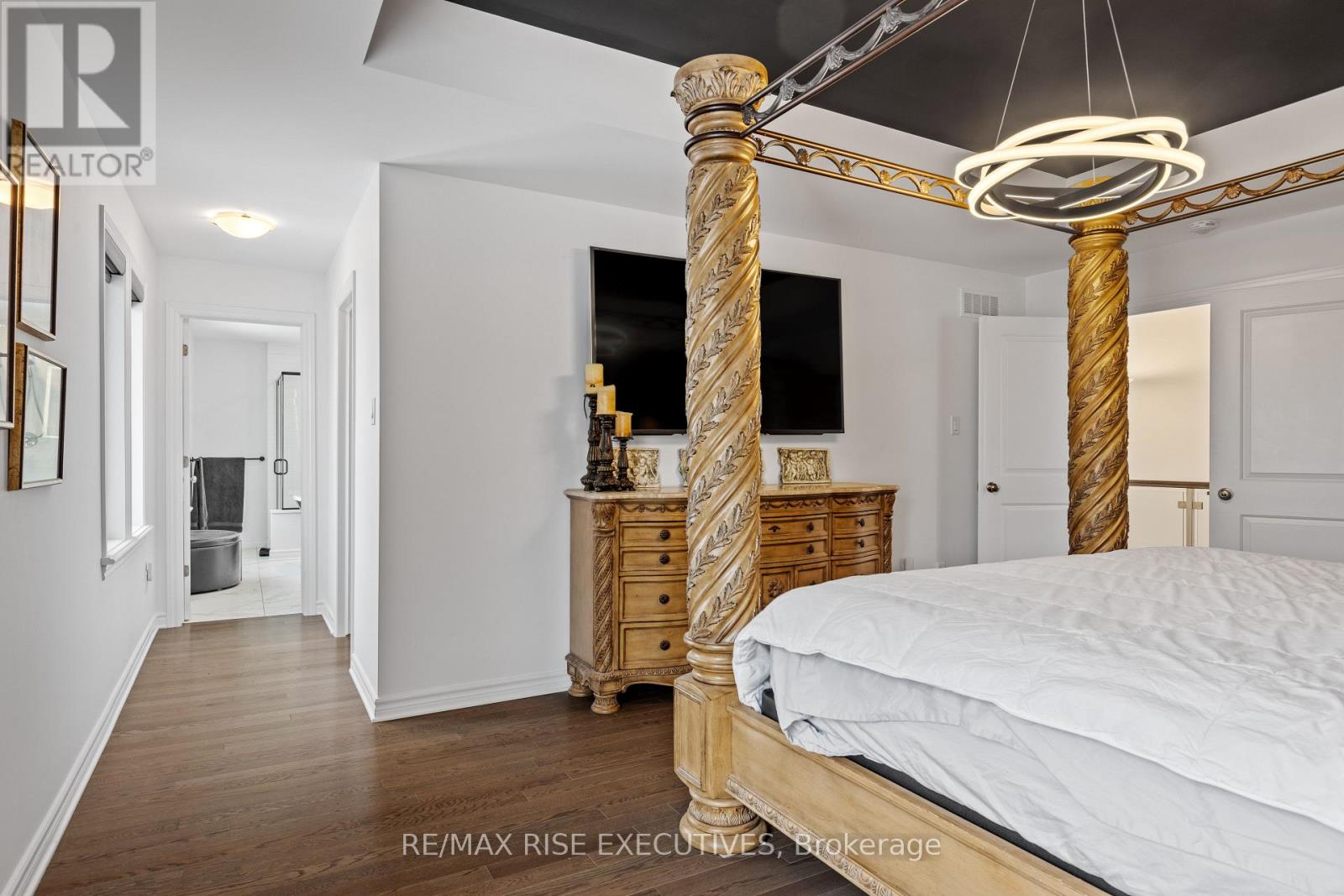 165 FINSBURY AVENUE - 43