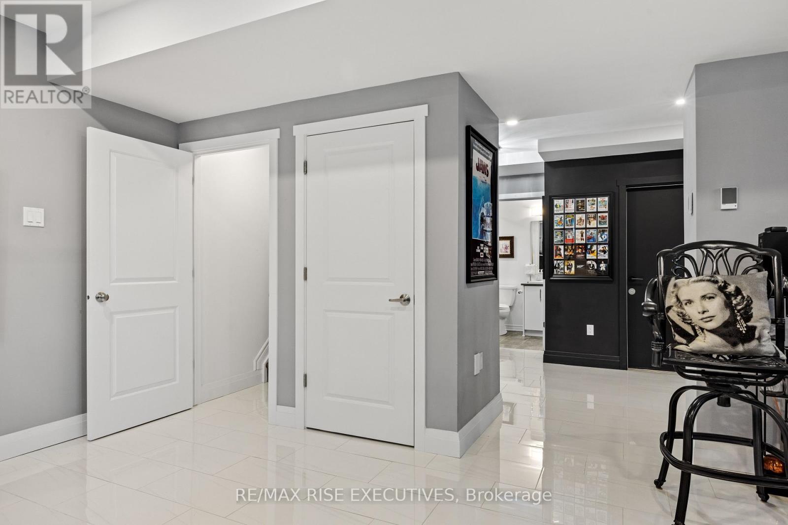 165 FINSBURY AVENUE - 6