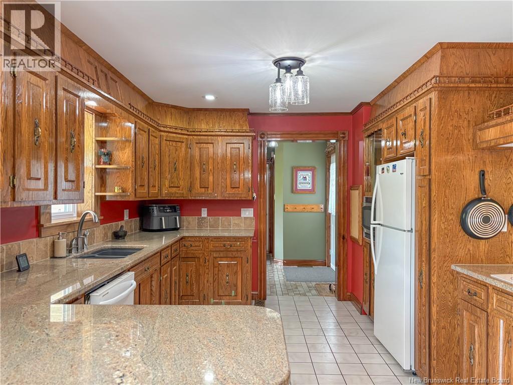 280 Burnham Road - Image 8