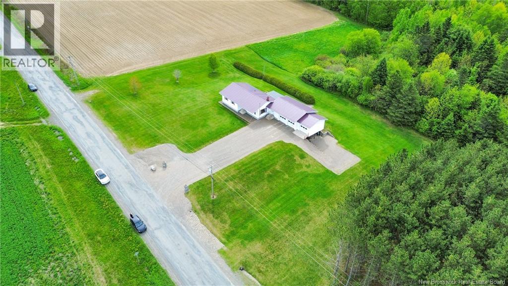 280 Burnham Road - Image 48