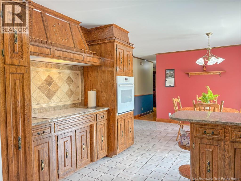 280 Burnham Road - Image 12