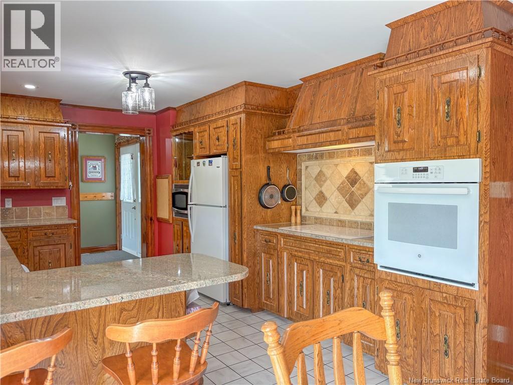 280 Burnham Road - Image 14