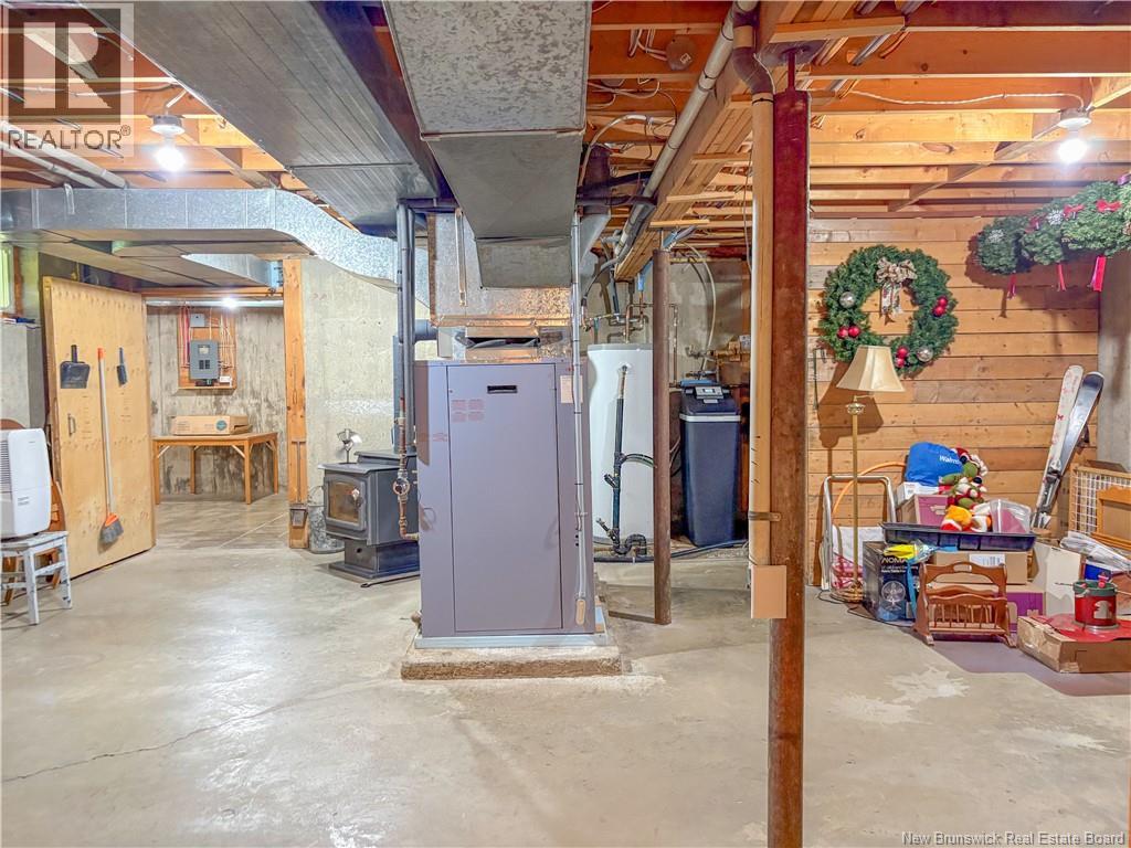 280 Burnham Road - Image 41