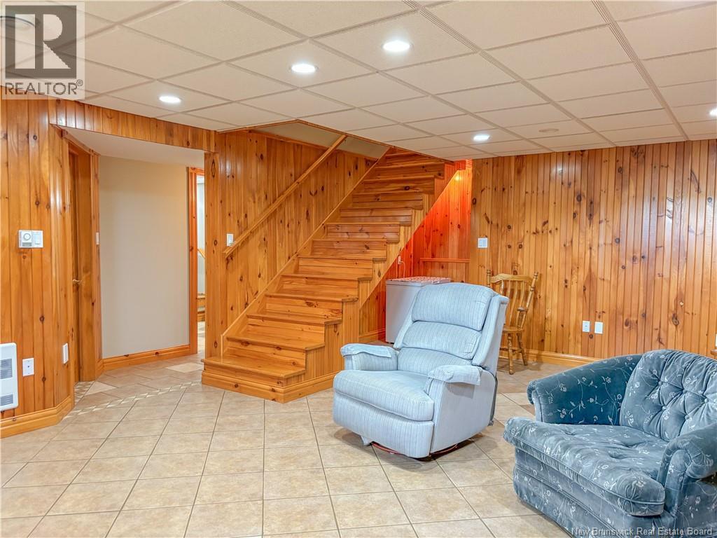 280 Burnham Road - Image 35
