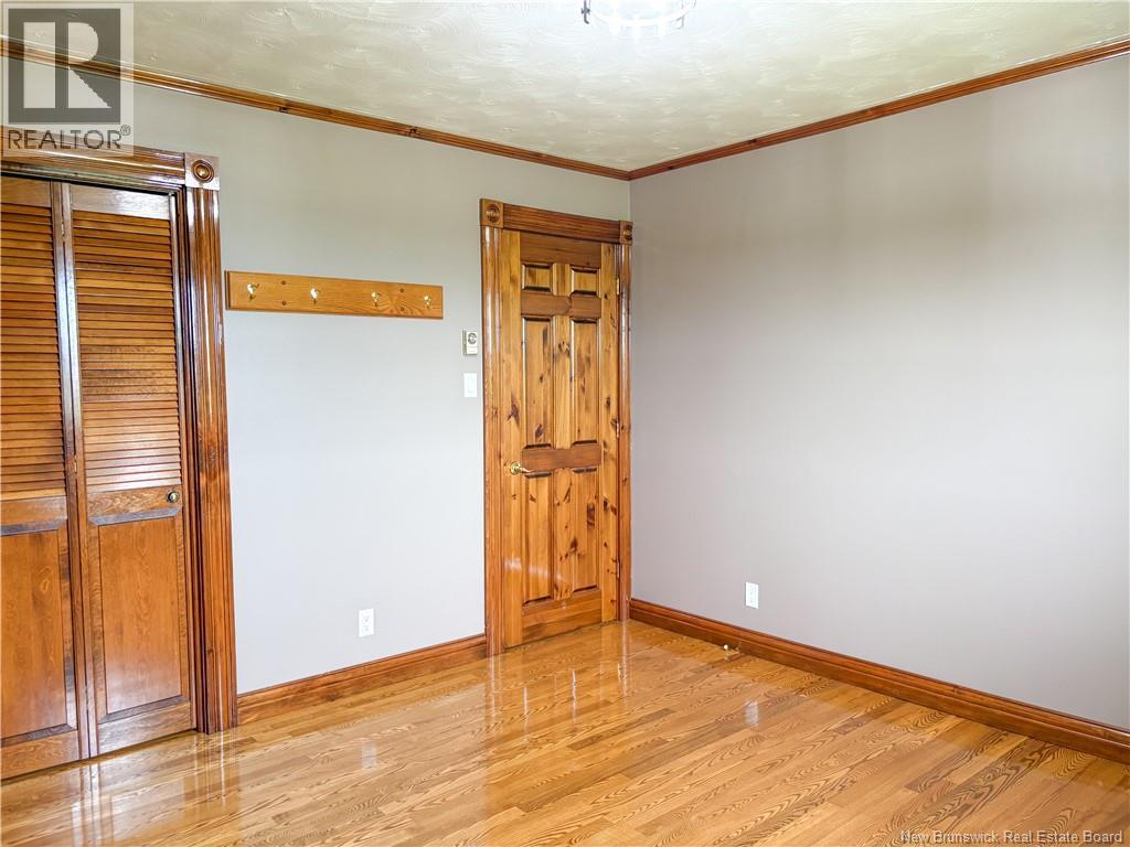 280 Burnham Road - Image 29