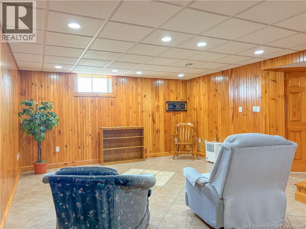 280 Burnham Road - Image 34