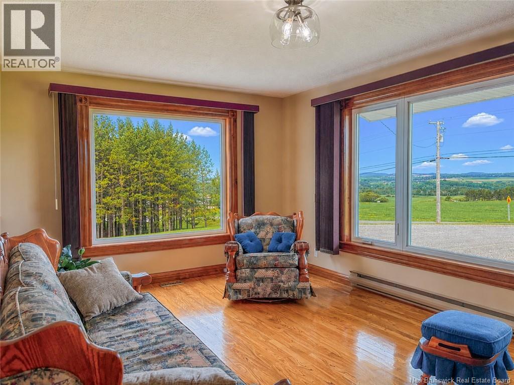 280 Burnham Road - Image 19