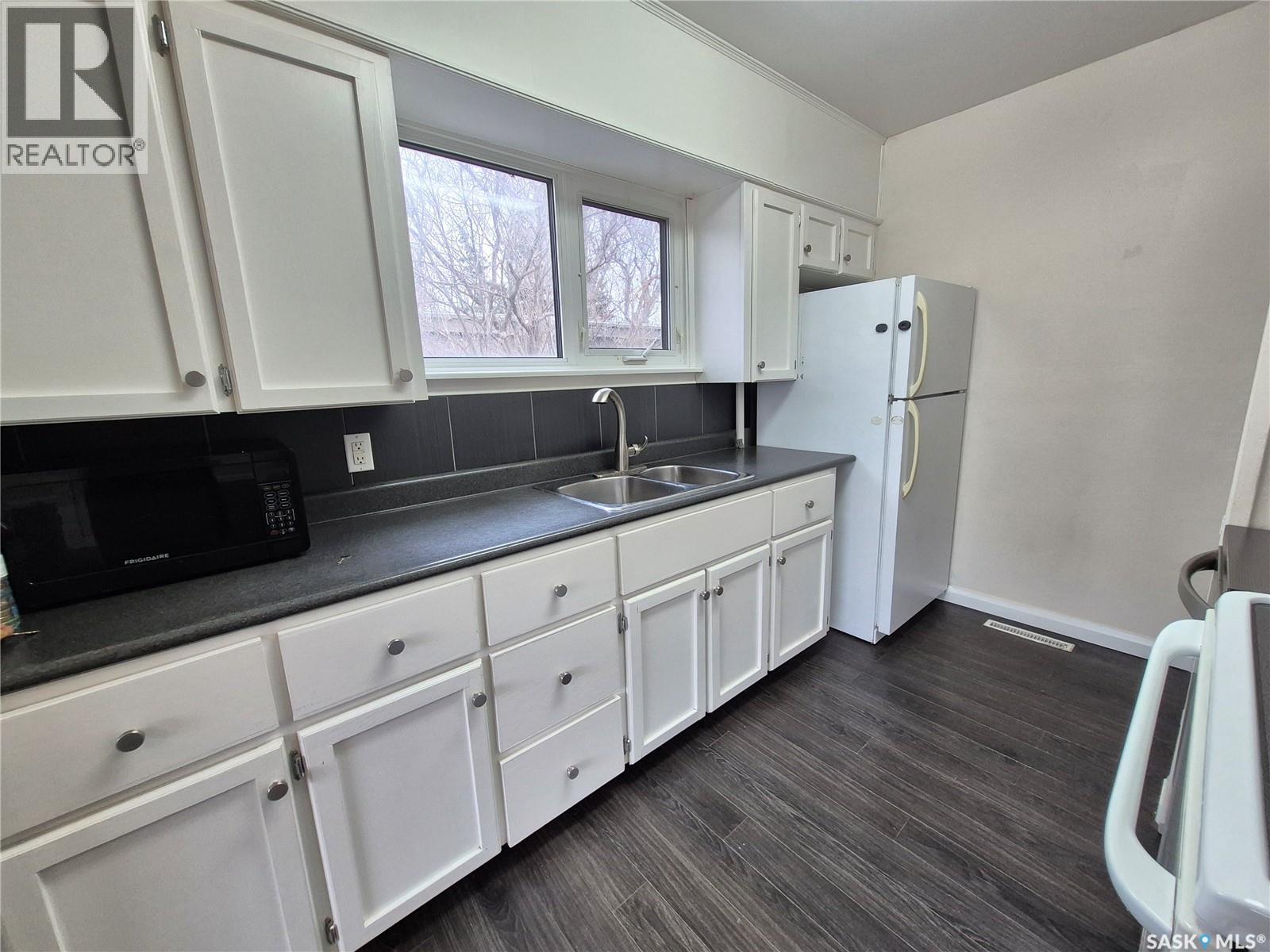 209 Prairie STREET - 4